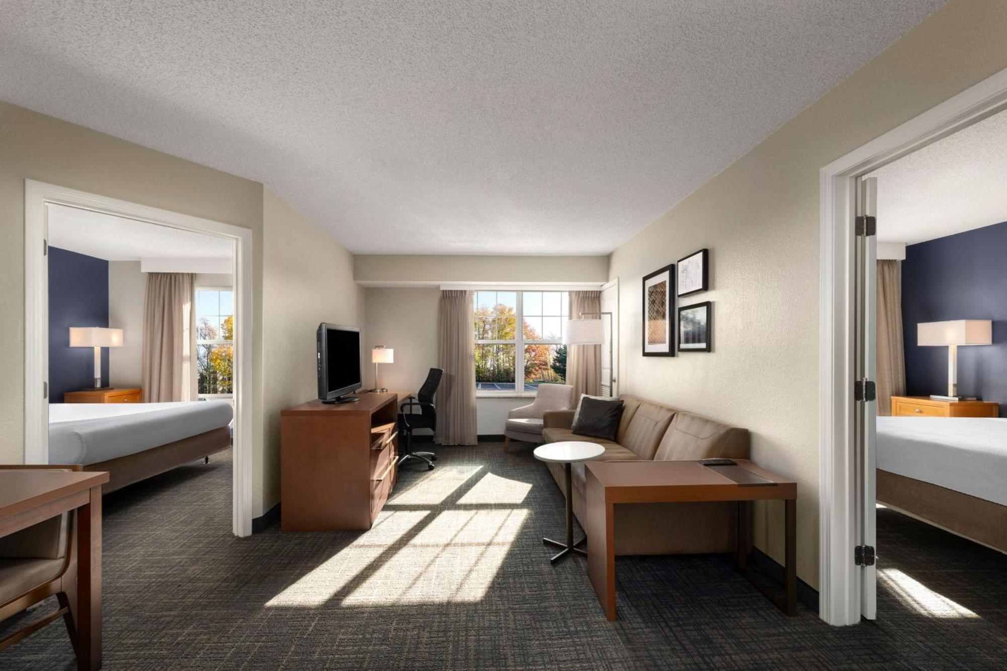 Residence Inn Mt. Laurel At Bishop'S Gate Маунт-Лорел Экстерьер фото